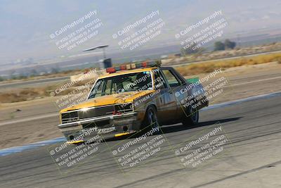 media/Oct-01-2022-24 Hours of Lemons (Sat) [[0fb1f7cfb1]]/10am (Front Straight)/